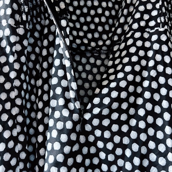 Sold. Old Navy Small Seashell Print 100% Rayon Fit & Flare Dress - Picture 9 of 14